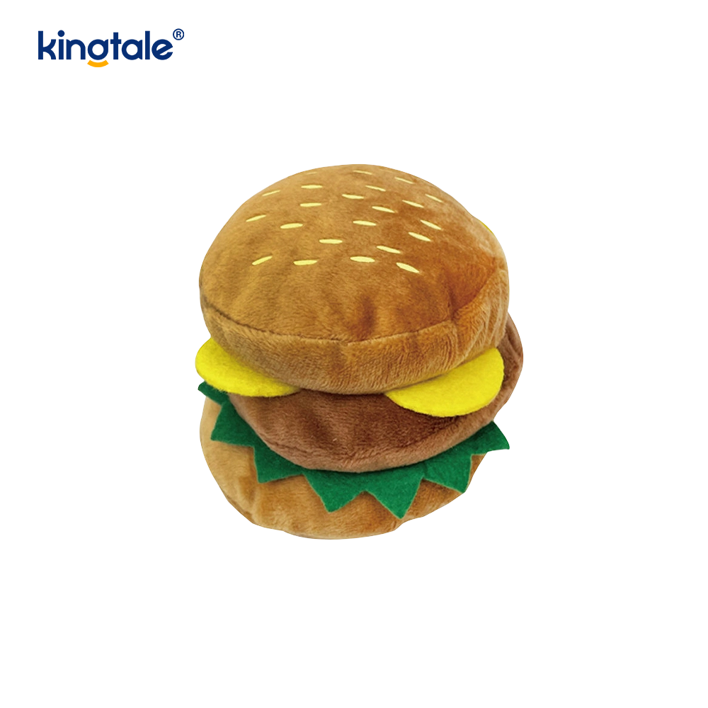 Madskrigende legetøjshamburger, pommes frites, kyllingelår til kat og hund